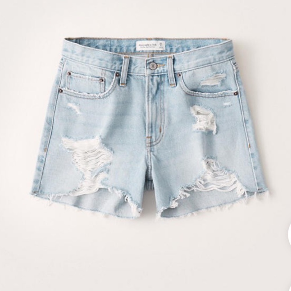 Mid rise shorts